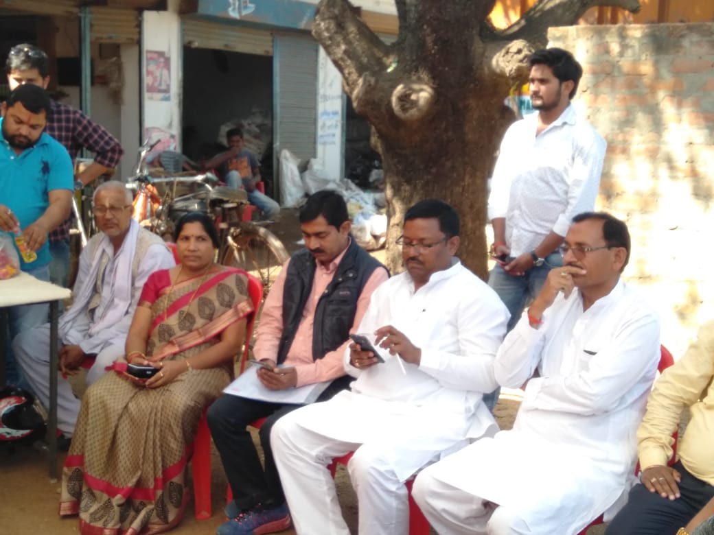 कांग्रेस के  सिपाही  पार्टी में एक  होकर काम करे : जीतेन्द्र 