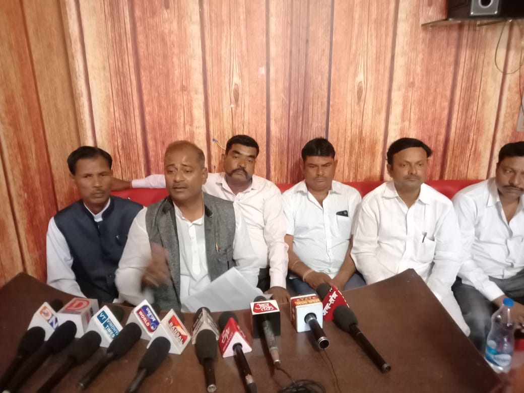   बीहर नदी में. बन रहे प्रोजेक्ट से रीवा विनाश की ओर अग्रसर.. शिव सिंह
