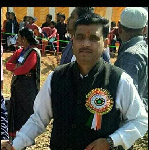 युवा भाजपा नेता विनोद पांडेया को टकट ना मिलने पर  क्षेत्र की जनता की मांग पर निर्दलीय  भरेगें पर्चा