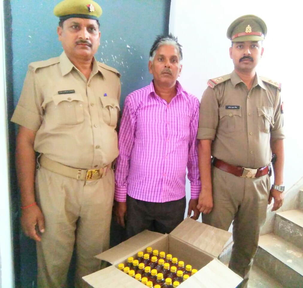 शंकरगढ़ थाना के उपनिरीक्षक उपेंद्र प्रताप सिंह की कार्यवाई से शराब कारोबारियों में मचा हड़कंप