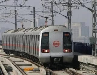 दिल्ली में पहली बार चली सौर ऊर्जा से संचालित मेट्रो ट्रेन