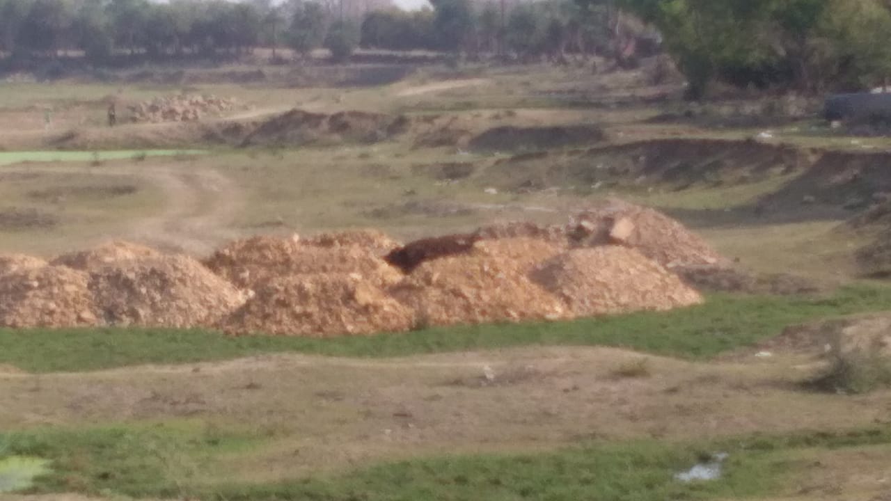 कांग्रेस सरकार में तालाब सुरक्षित नहीं... शिव सिंह