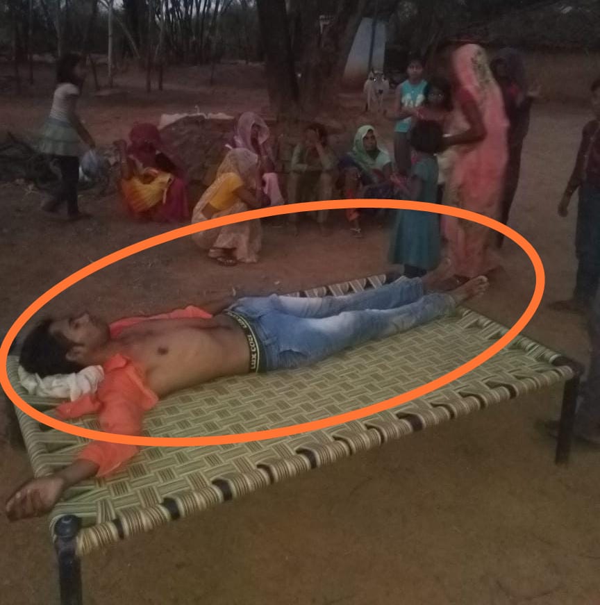 पुलिस ने की युवक की  बेरहमी से पिटाई , कारण अज्ञात,  युवक की हालत गम्भीर
