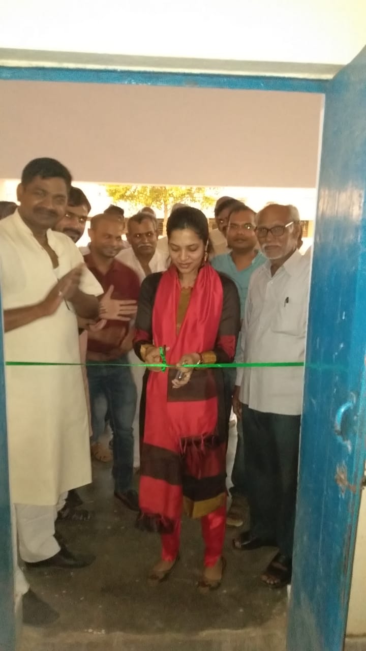 आज सरदार पटेल संस्थान निराला नगर रीवा में पुस्तकालय कक्ष का शुभारंभ किया