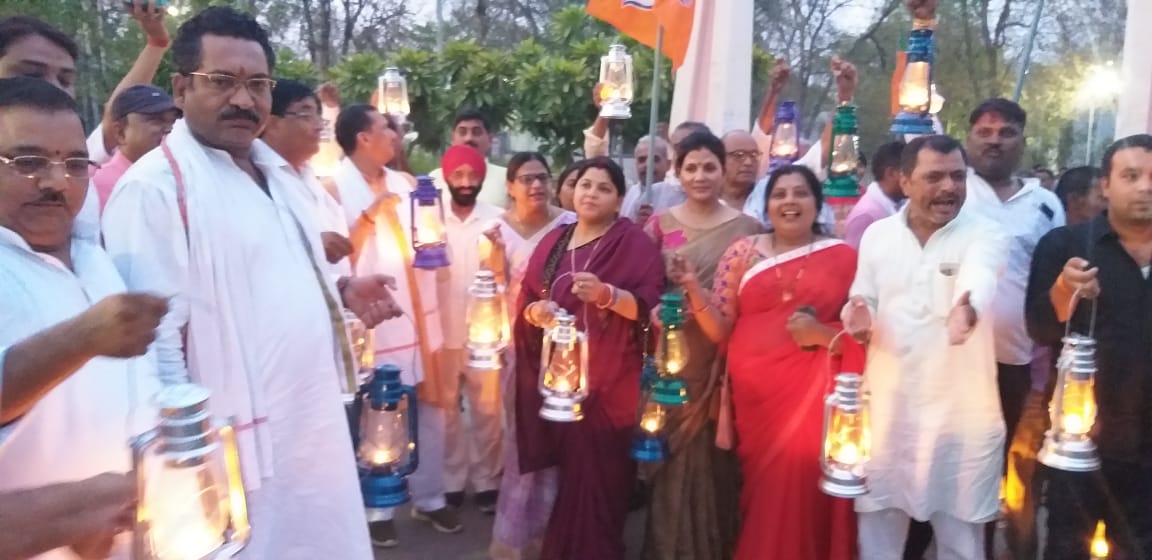 भारतीय जनता पार्टी की चिमनी यात्रा में रीवा 