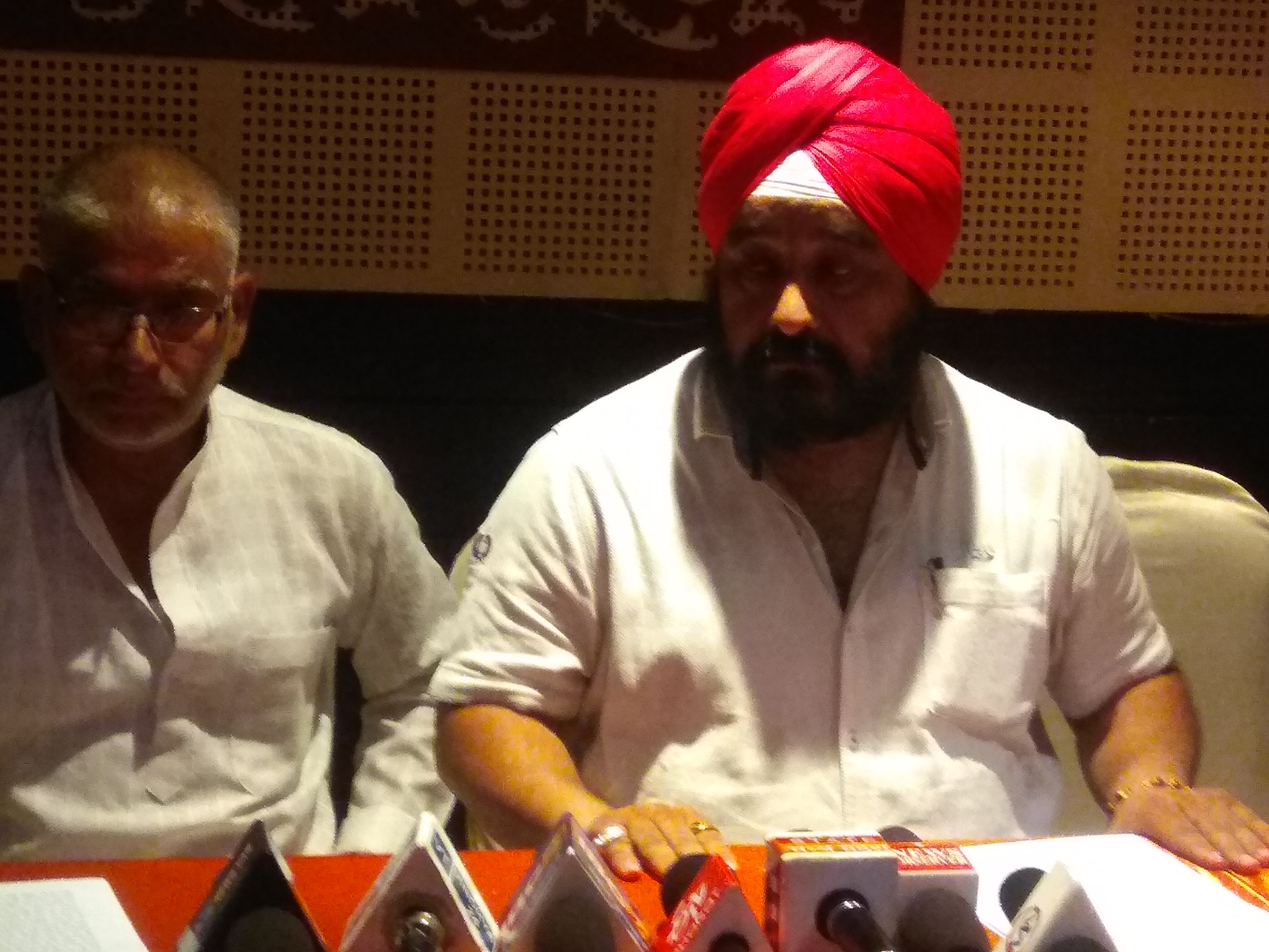  जमीनों का दाम 20 प्रतिशत कम करने का कमलनाथ सरकार का फैसला स्वागत योग्य -गुरमीत सिंह मंगू