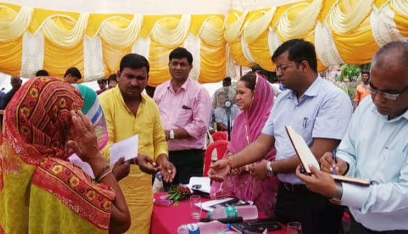  आपकी सरकार ,आपके द्वार विकास खण्ड स्तरीय शिविर आयोजित  हजारों संख्या में मौजूद रहे ग्रामीण जनता रही मौजूद