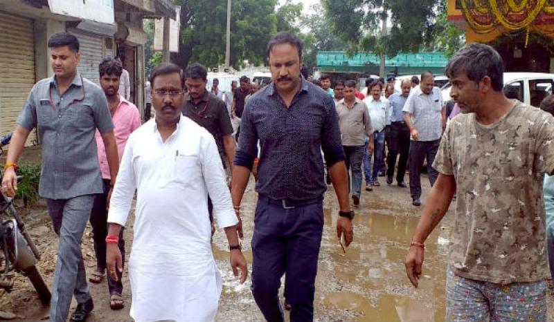 लापरवाही पर सख्त मंत्री कमलेश्वर पटेल, माचल ग्राम पंचायत का सचिव सस्पेंड