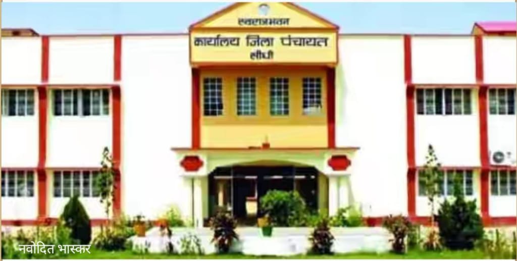 शासकीय राशि का दुरुपयोग एवं लापरवाही पाए जाने पर 2 सचिव निलम्बित