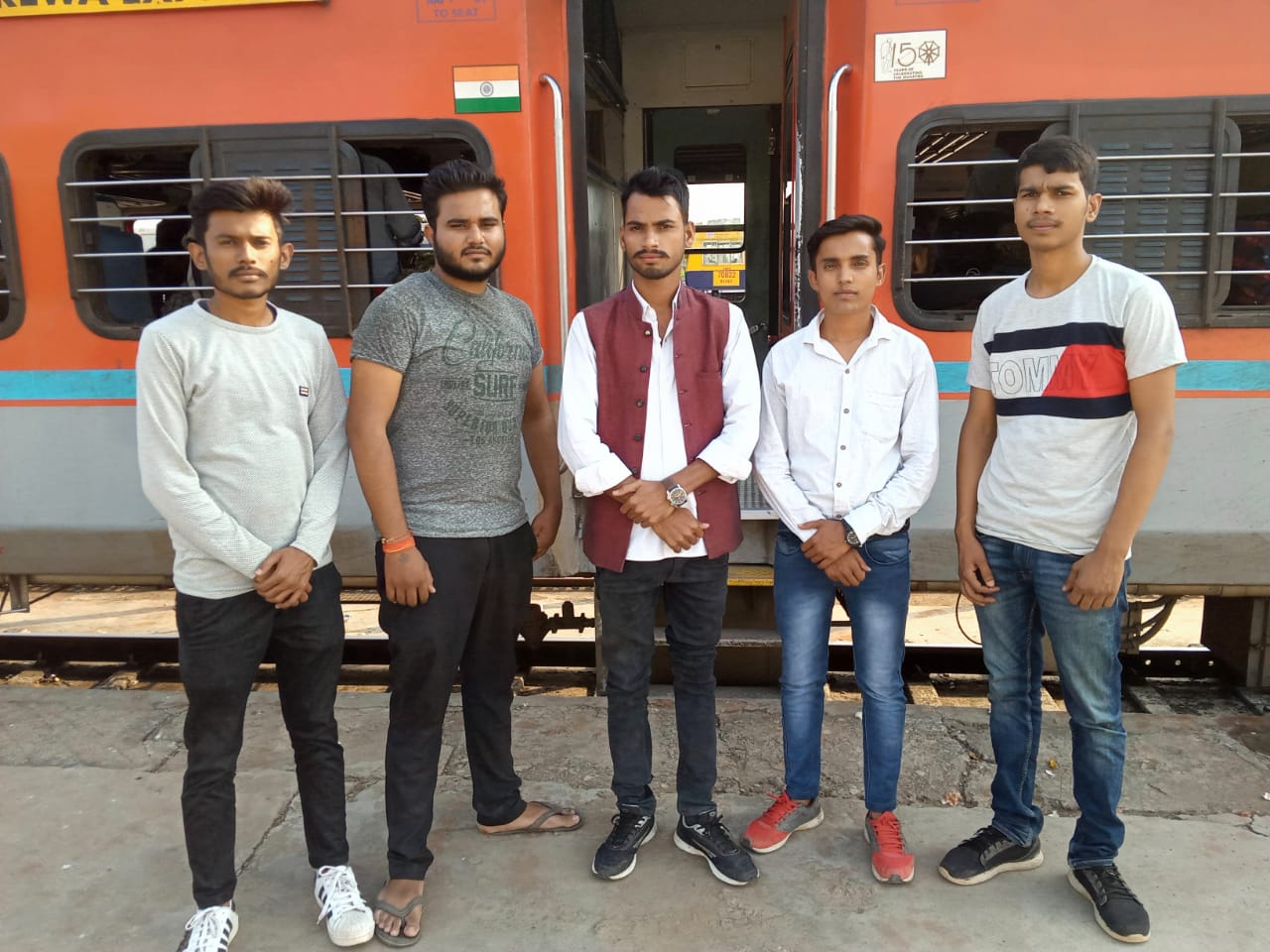 कानपुर उपचुनाव कराने रीवा से एनएसयूआई टीम रवाना।