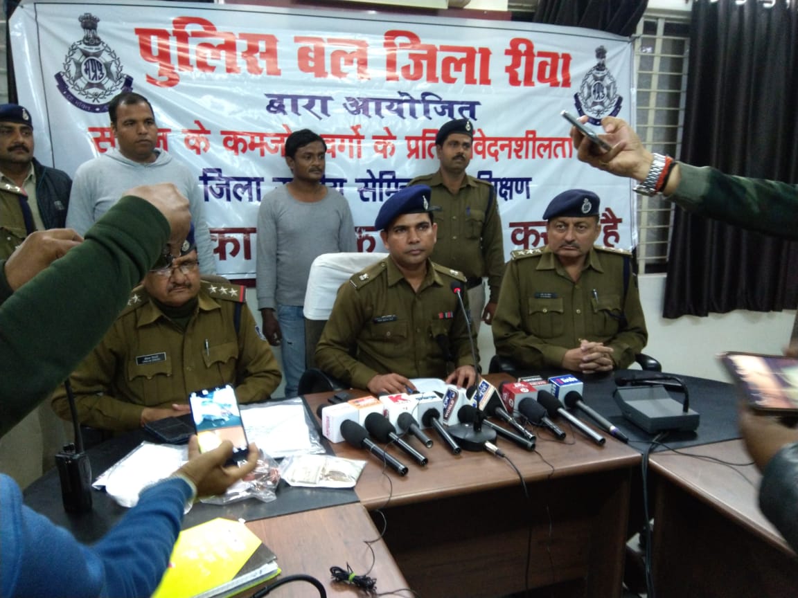  सिटी कोतवाली पुलिस ने एक सनसनीखेज अपराध मैं आरोपी को किया गिरफ्तार ,आरोपी ने अपने ही मां की हत्या पैसे के लिए किया था।