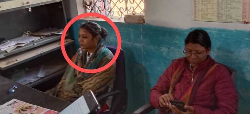 4000 हजार की रिश्वत लेते लोकायुक्त की टीम ने पकड़ा परियोजना अधिकारी को