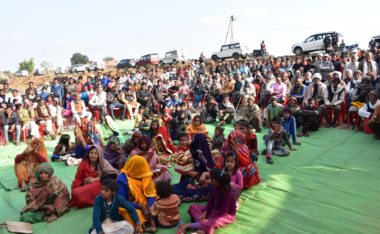 ग्रामीण विकास मंत्री ने किया हाट बाजार का लोकार्पण