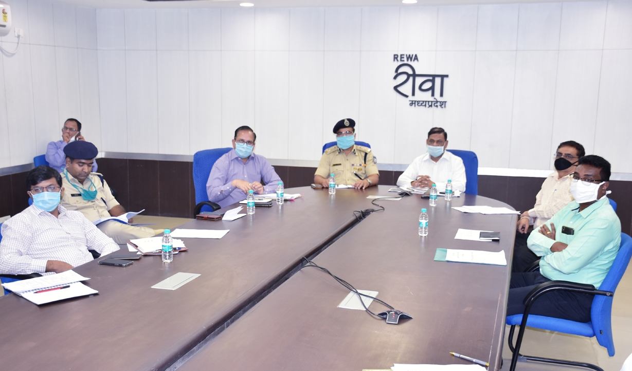 कमिश्नर डॉ. भार्गव ने वीडियो कान्फ्रेंसिंग से कलेक्टरों को दिये मातृ तथा शिशु मृत्यु दर नियंत्रण के निर्देश  प्रत्येक गर्भवती महिला का पंजीयन तथा जांच अनिवार्य रूप से करायें – कमिश्नर 