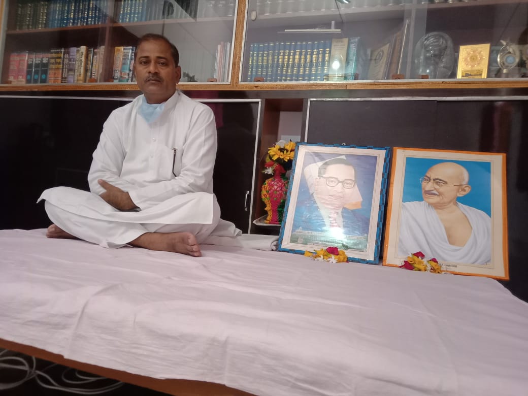 प्रदेशव्यापी ज्वलंत समस्याओं को लेकर जेडीएस प्रदेश अध्यक्ष शिव सिंह ने किया उपवास