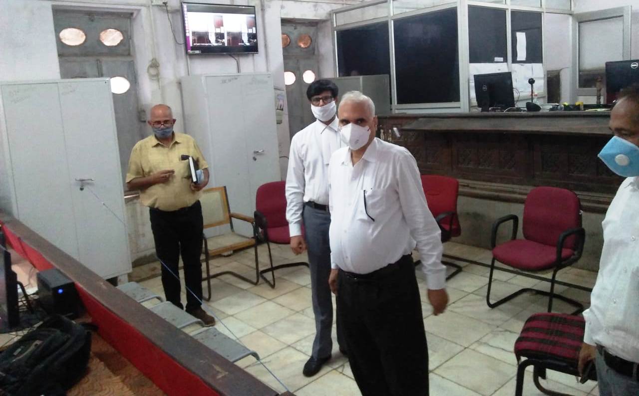 ऑनलाइन विशेष लोक अदालत में 34 प्रकरणों में  27 लाख 88 हजार रूपये का अवार्ड पारित 