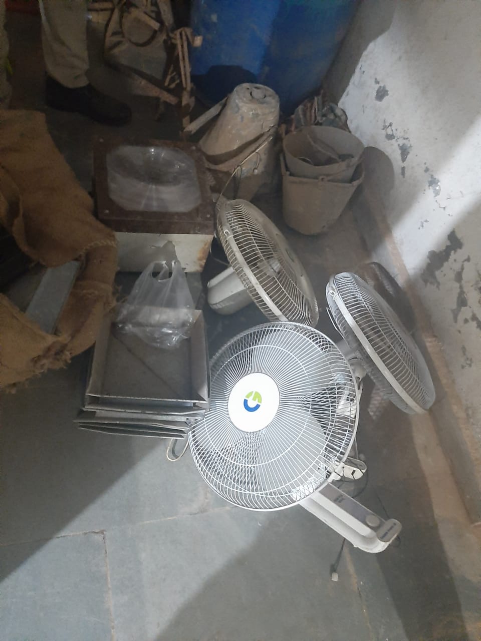 *रीवा मऊगंज पुलिस ने दो चोरी का किया खुलासा चोरी गए सामान के साथ दो आरोपी गिरफ्तार* 
