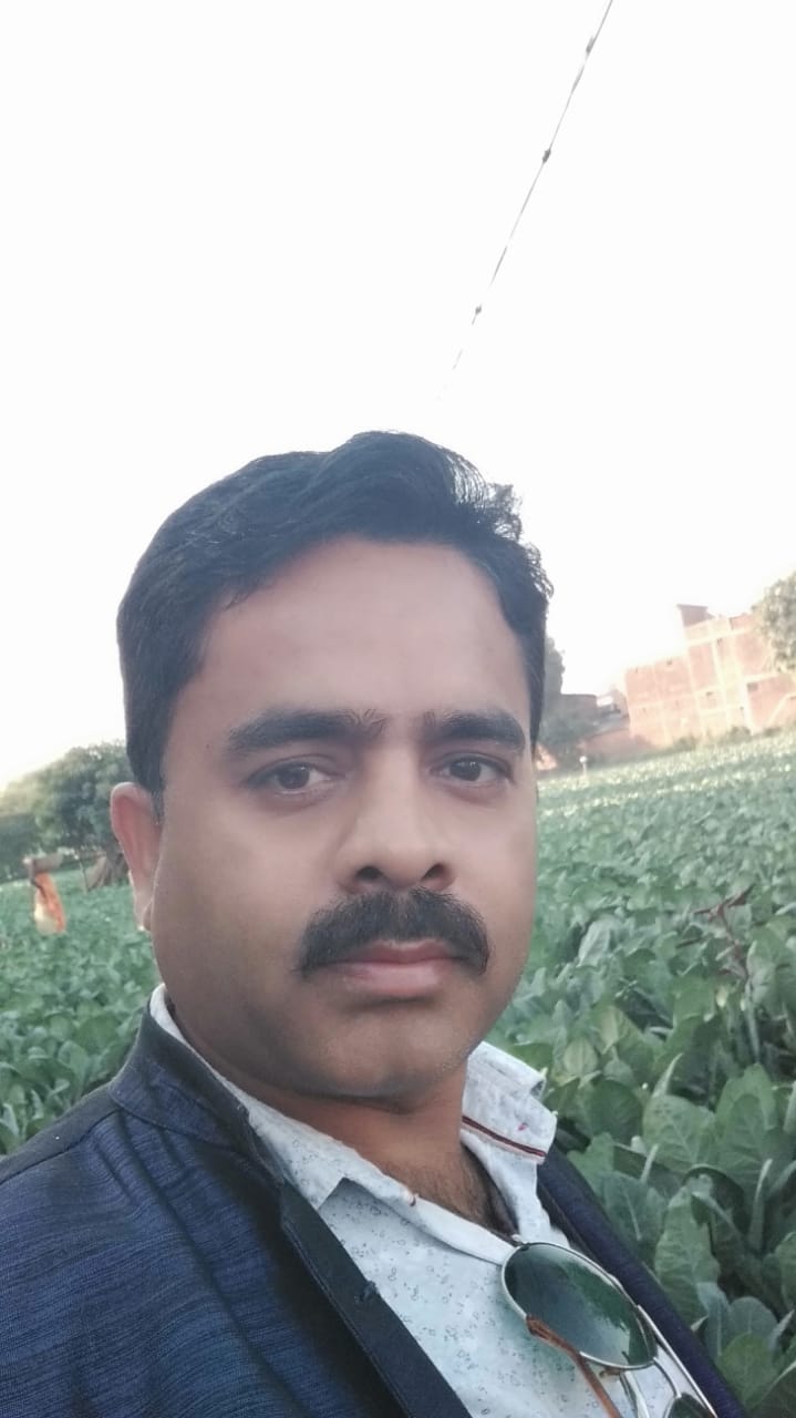 जबलपुर के किसान से बात की खेत में जाकर गोभी का 2-3 रूपये मिल रहा है किसानों को वाजिब दाम नहीं मिल रहा है