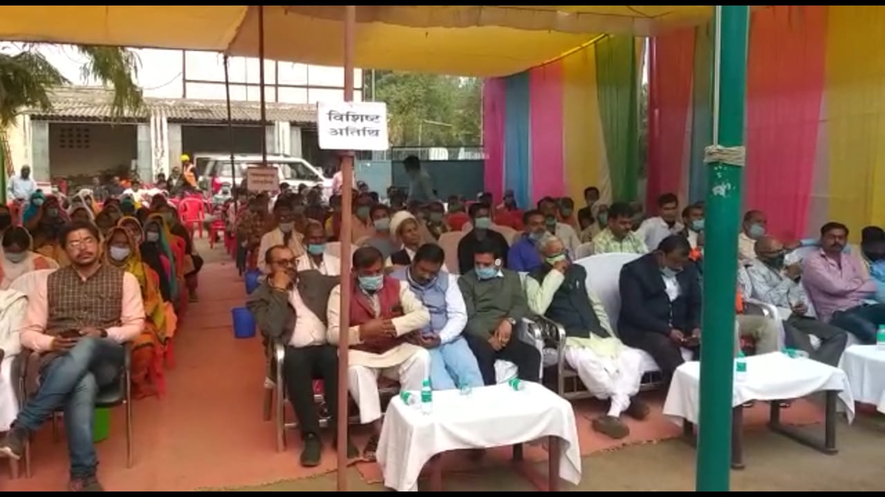 पूर्व सांसद ज्ञान सिंह ने पीएम स्वनिधि एवं प्रधानमंत्री आवास हितग्राहियों को वितरित किए प्रमाण पत्र 