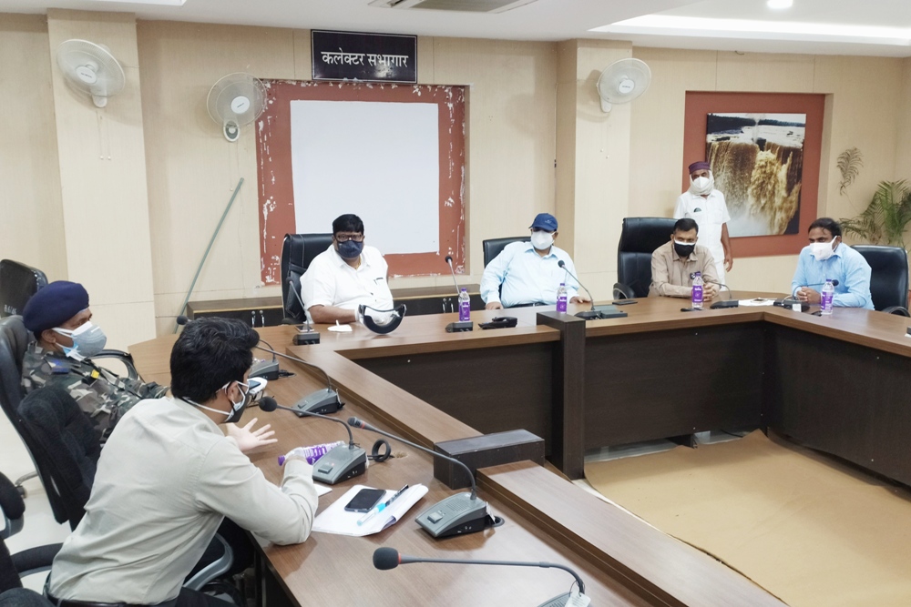 एक सदस्य के आयुष्मान कार्ड से अन्य को भी मिलेगी कोरोना उपचार की सुविधा 