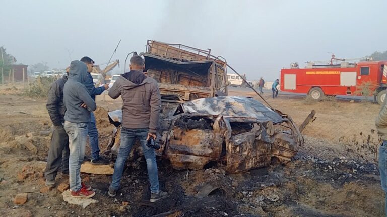सड़क हादसे में कार सवार 2 युवक जिंदा जले : REWA बायपास में ट्रक और कार टक्कर के बाद धू धूकर जले…