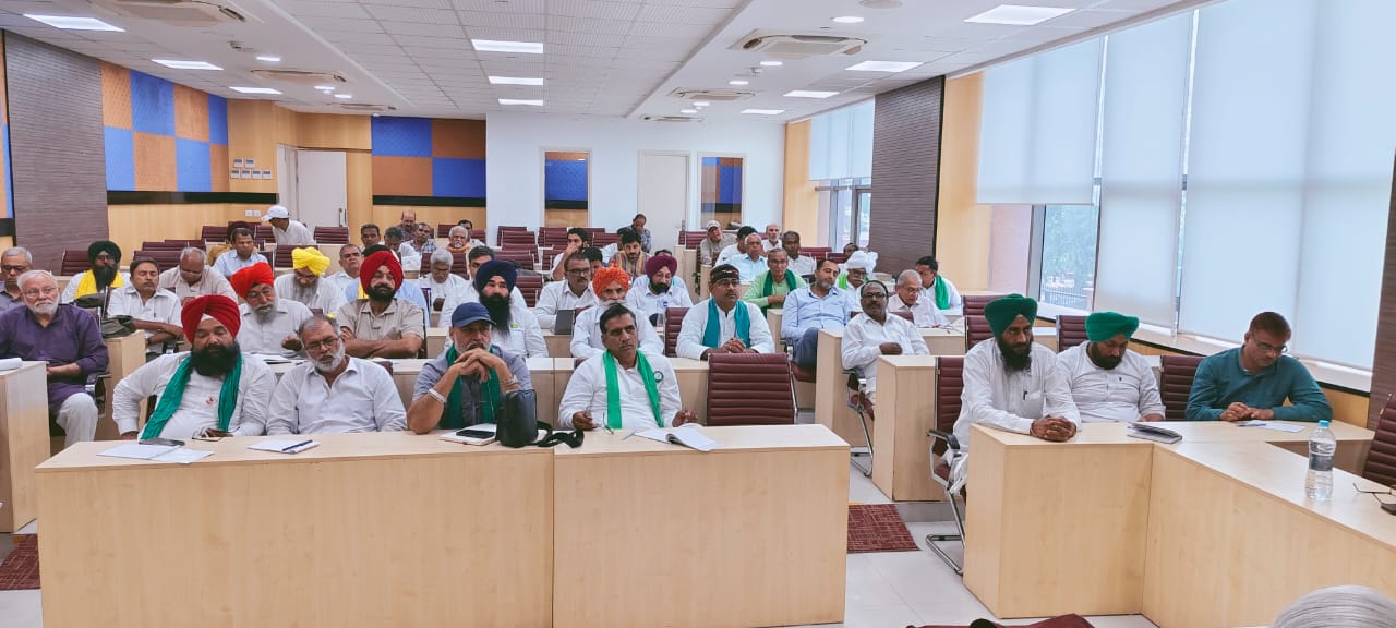 दिल्ली में संपन्न हुई संयुक्त किसान मोर्चे की राष्ट्रीय मीटिंग